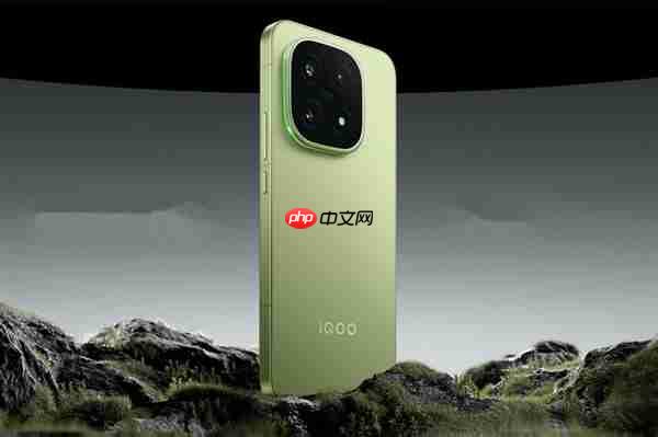 iQOO 15未发先火：预约量突破260万