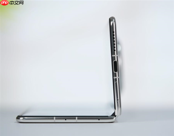 史上最薄Mate！华为Mate 70 Air即将发布：超薄Type-C接口、大R角四曲屏