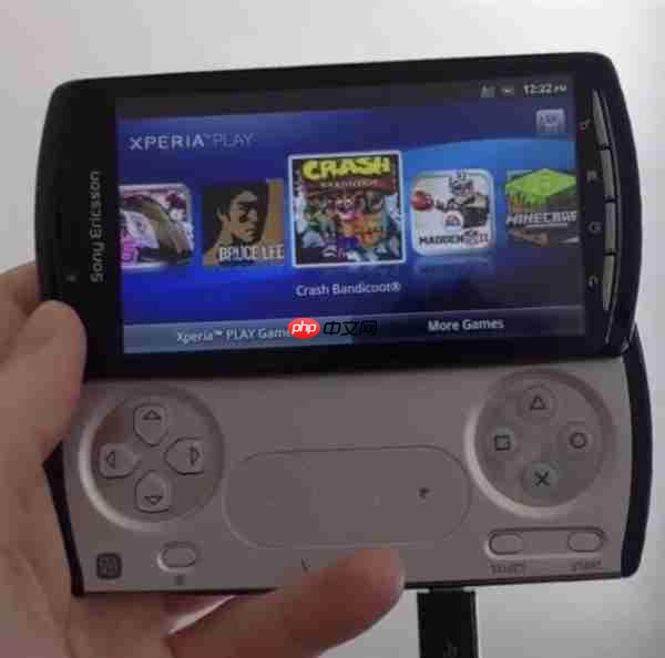 致敬Xperia Play！AYANEO Pocket PLAY游戏手机首次亮相：侧滑设计、全功能手柄