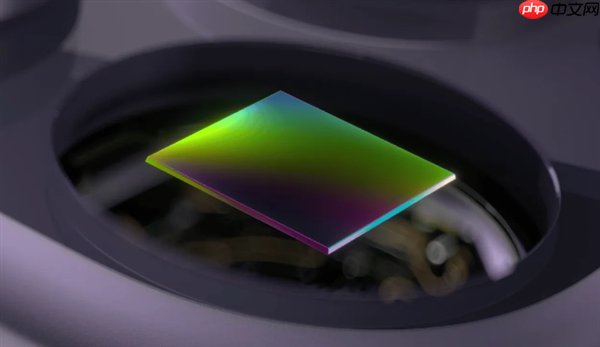 硬件不够软件来凑！苹果开发DarkDiff AI模型：解决极低光照拍摄难题